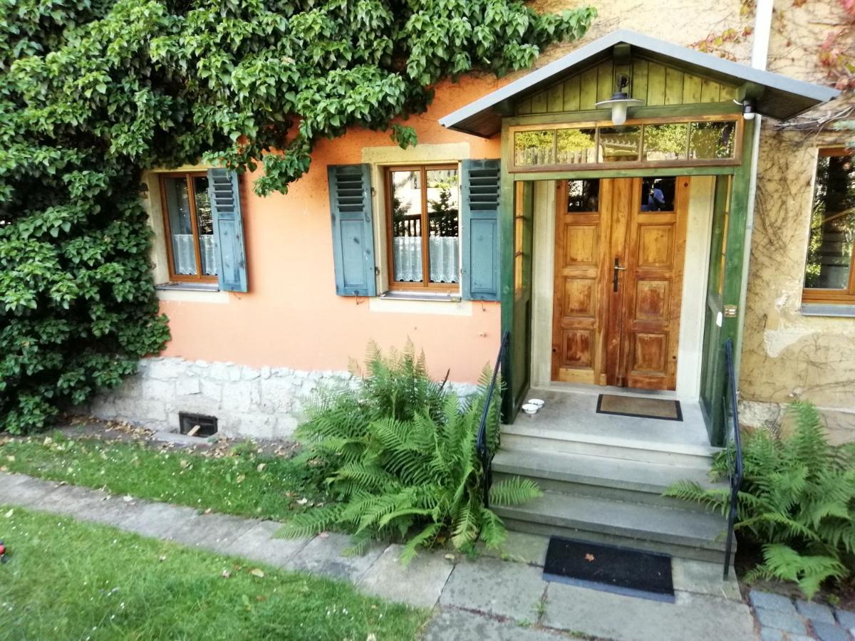 Ferienwohnung Mit Charme In Dresden Pillnitz Eg Exterior photo